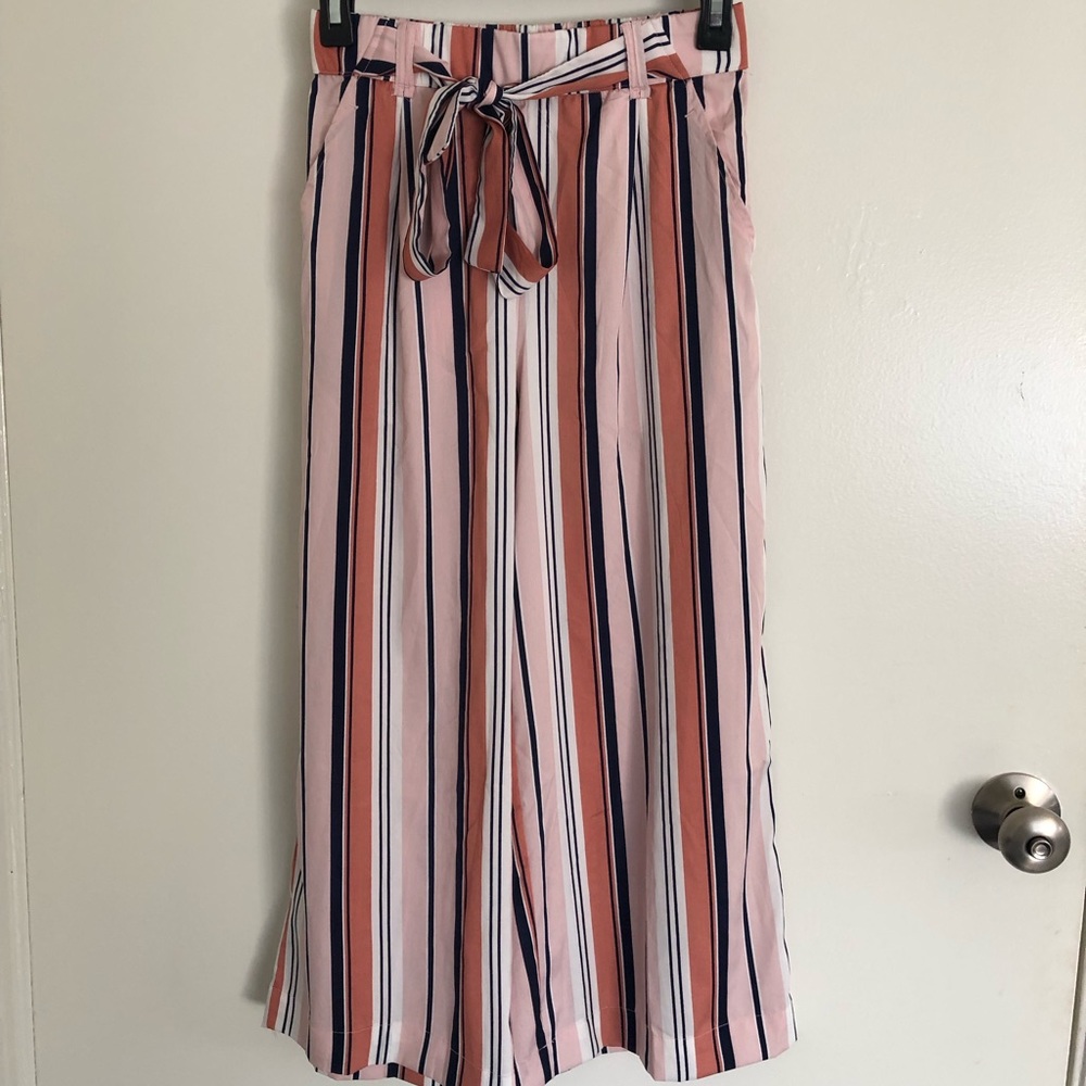 Zara pink and navy striped culottes